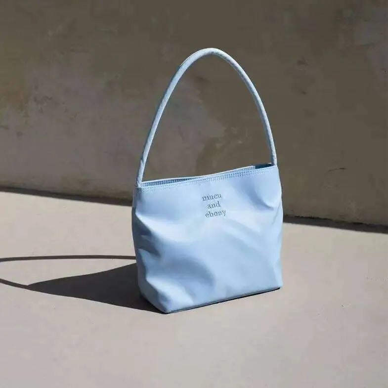 Hoor New York Nylon Shoulder Bag – Minimalist Cute Bag [MUCU & EBONY]