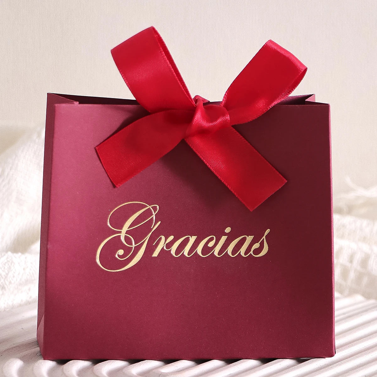 Elegant 5-Piece Gift Box Set With“Gracias” Design and Ribbon - Perfect for Storing Snacks, Candies and Small Gifts - Perfect Fo