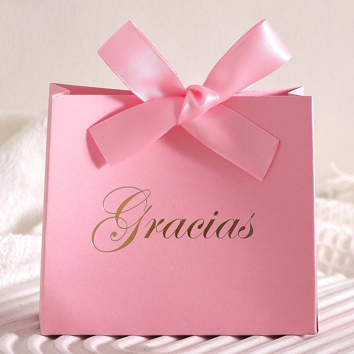 Elegant 5-Piece Gift Box Set With“Gracias” Design and Ribbon - Perfect for Storing Snacks, Candies and Small Gifts - Perfect Fo